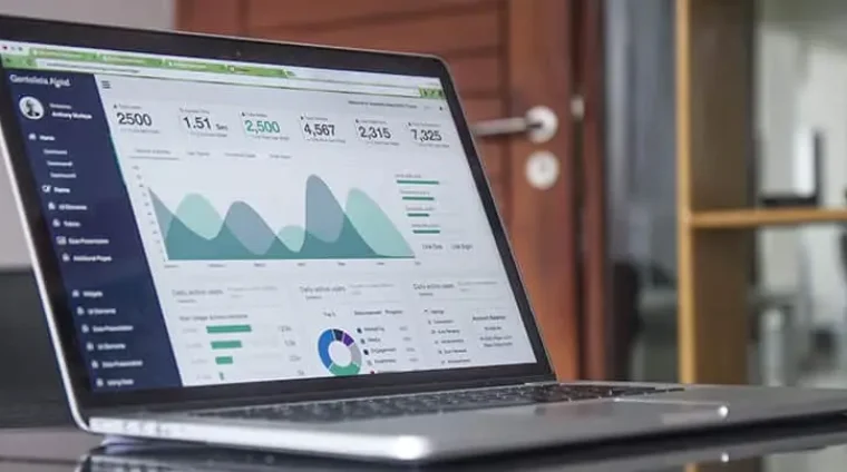 Sales and marketing management course covering marketing strategies and sales techniques